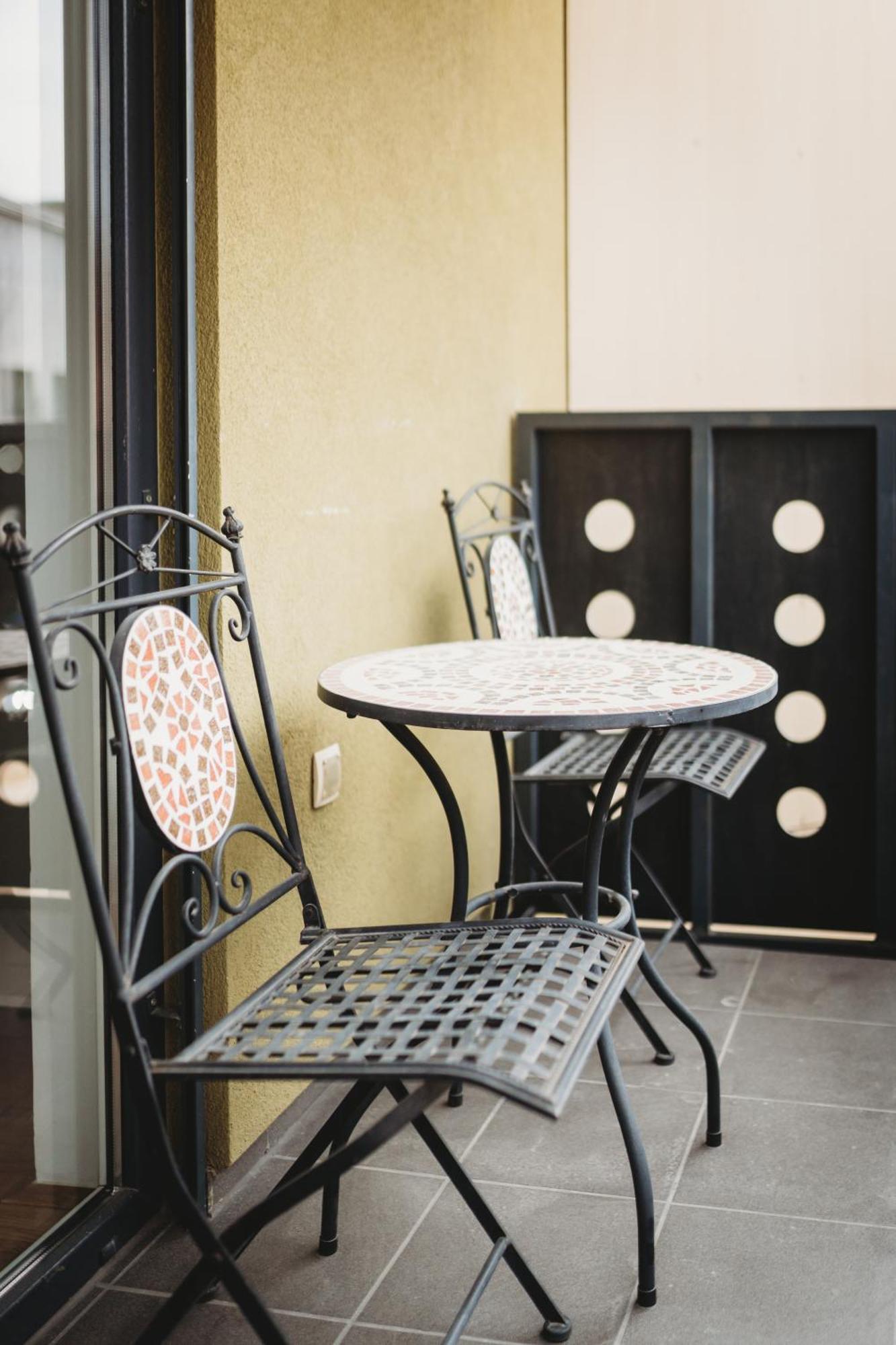 Peaceful Little Retreat, Spacious Free Garage Park Ljubljana Bagian luar foto